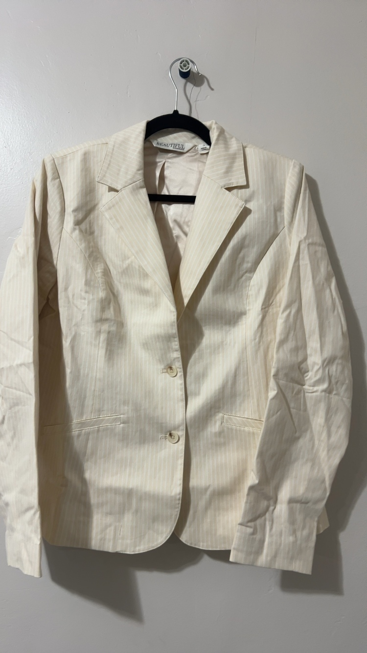 Beautiful Cream Pinstripe Blazer Small